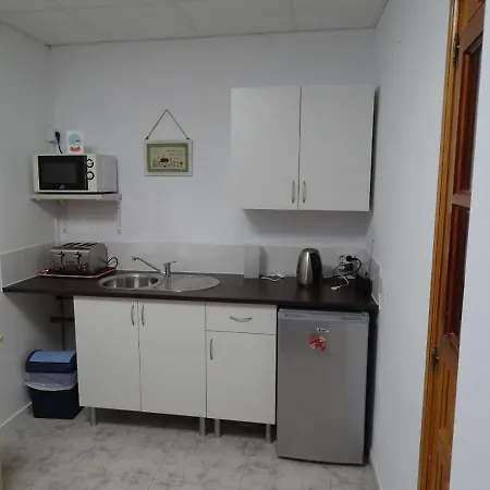 Rickaty Bed And Breakfast, Airport Hotel, De Aeropuerto, Palmas Airport, Gran Canaria Airport, Lpa, Spain